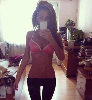 Caitlin (21) | California No-Strings Dating and Messaging