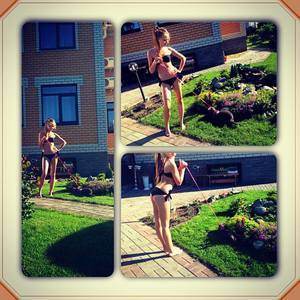 Photo of Leticia (23) from California dating profile