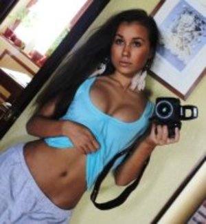 Chat with Shyann (19) in Ontario | Casual Dating Profile