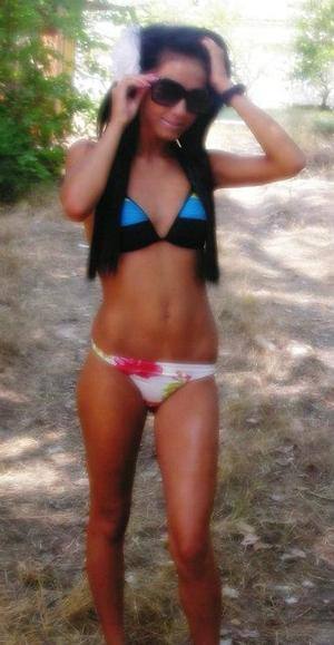 Hali, 28 | New York Discreet Dating and Casual Fun