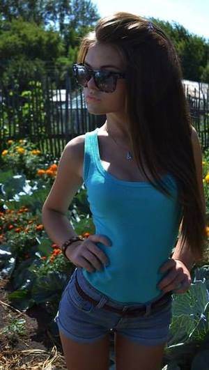 Photo of Joyce (28) from Virginia dating profile