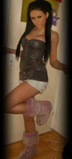 Thalia, 26, Florida | Flirty Adult Profile for Older Men