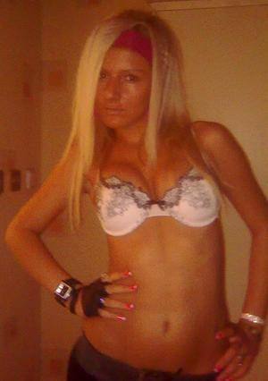 Giselle, 19 in Arizona | Casual Dating and Private Chat