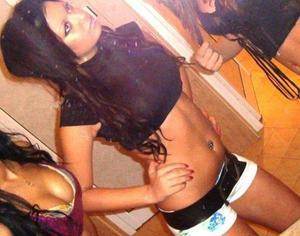 Photo of Tina (27), adult profile in Hawaii