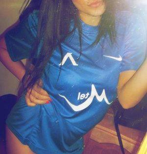 Meredith (26) in Quebec | Local Adult Woman