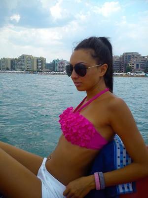 Allyssa, 20, profile image for New York, NY dating page