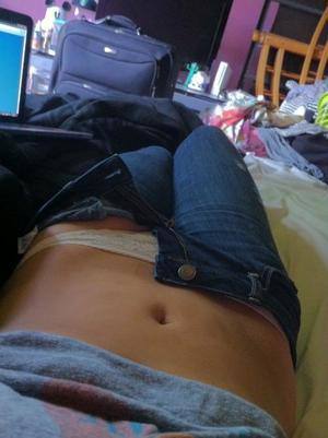 Meet Eva (26) from New Mexico | Local Dating Profile