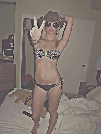 Chat with Kaitlyn (22) | Pennsylvania Local Women