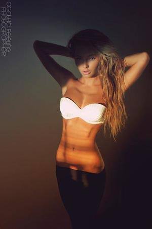 Giselle (25) in Alberta | Local Adult Woman