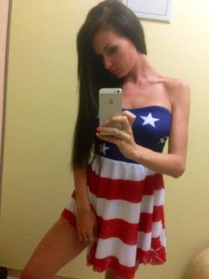 Cristina (19) in California | Local Adult Woman