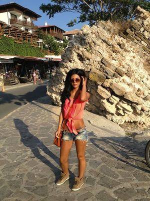 Angie (26) in North Carolina | Local Adult Woman