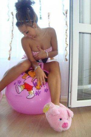 Meet Megan (30) from Utah | Local Dating Profile