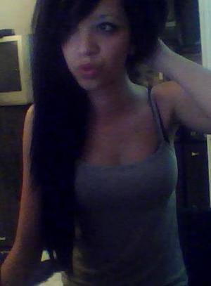 Chat with Savanah (26) | Pennsylvania Local Women