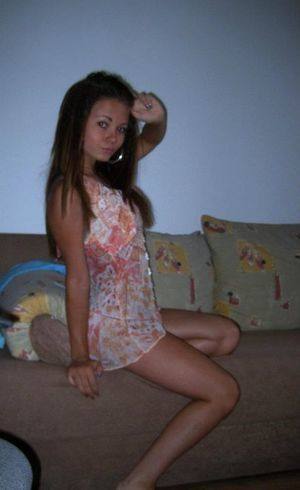 Adrianna (22) in North Carolina | Local Adult Woman