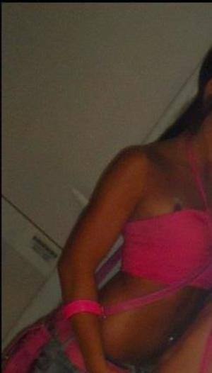 Kelsey, 22, Hawaii | Nearby Adult Singles