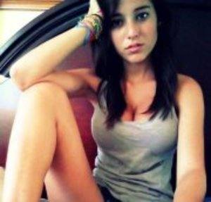 Meet Brianne (18) from Alabama | Local Dating Profile