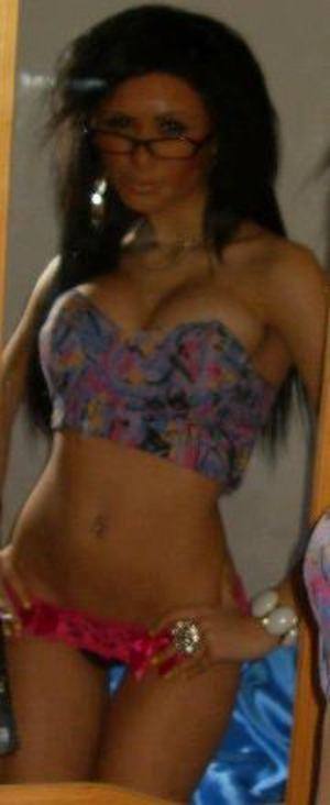 Itzel (22) in Utah | Local Adult Woman