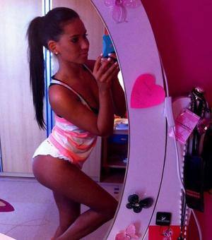 Chat with Karley (23) | Pennsylvania Local Women