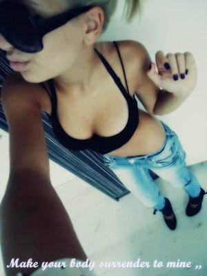 Photo of Alexia (26), adult profile in North Carolina