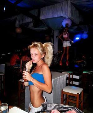 Chat with Macey (18) | Pennsylvania Local Women