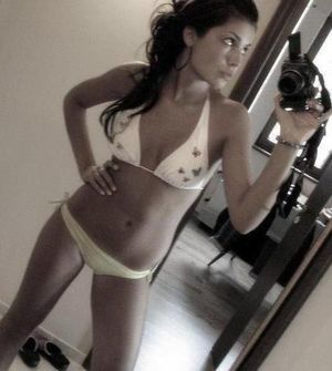 Remedios from San Rafael, California is looking for adult webcam chat