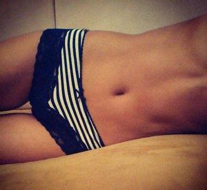 Tobi from Johnston, Rhode Island is looking for adult webcam chat