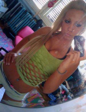 Jacquiline from Bingen, Washington is looking for adult webcam chat