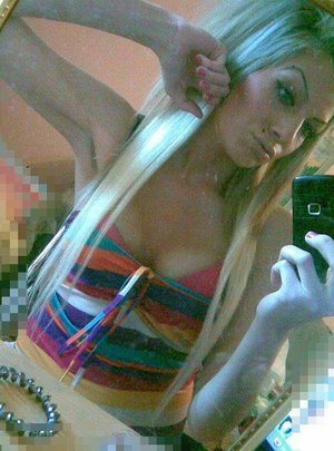 Danuta from New York is looking for adult webcam chat