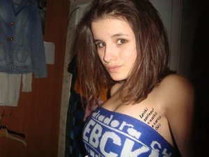 Agripina from East Troy, Wisconsin is looking for adult webcam chat