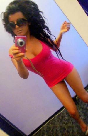 Racquel from Quakertown, New Jersey is interested in nsa sex with a nice, young man