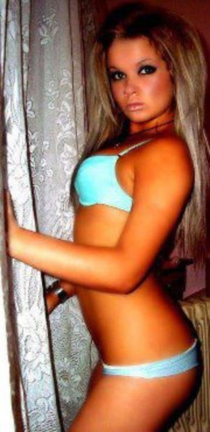 Hermine from Dardanelle, California is looking for adult webcam chat