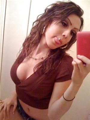 Looking for girls down to fuck? Ofelia from Frontenac, Missouri is your girl