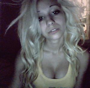 Janett from  is looking for adult webcam chat